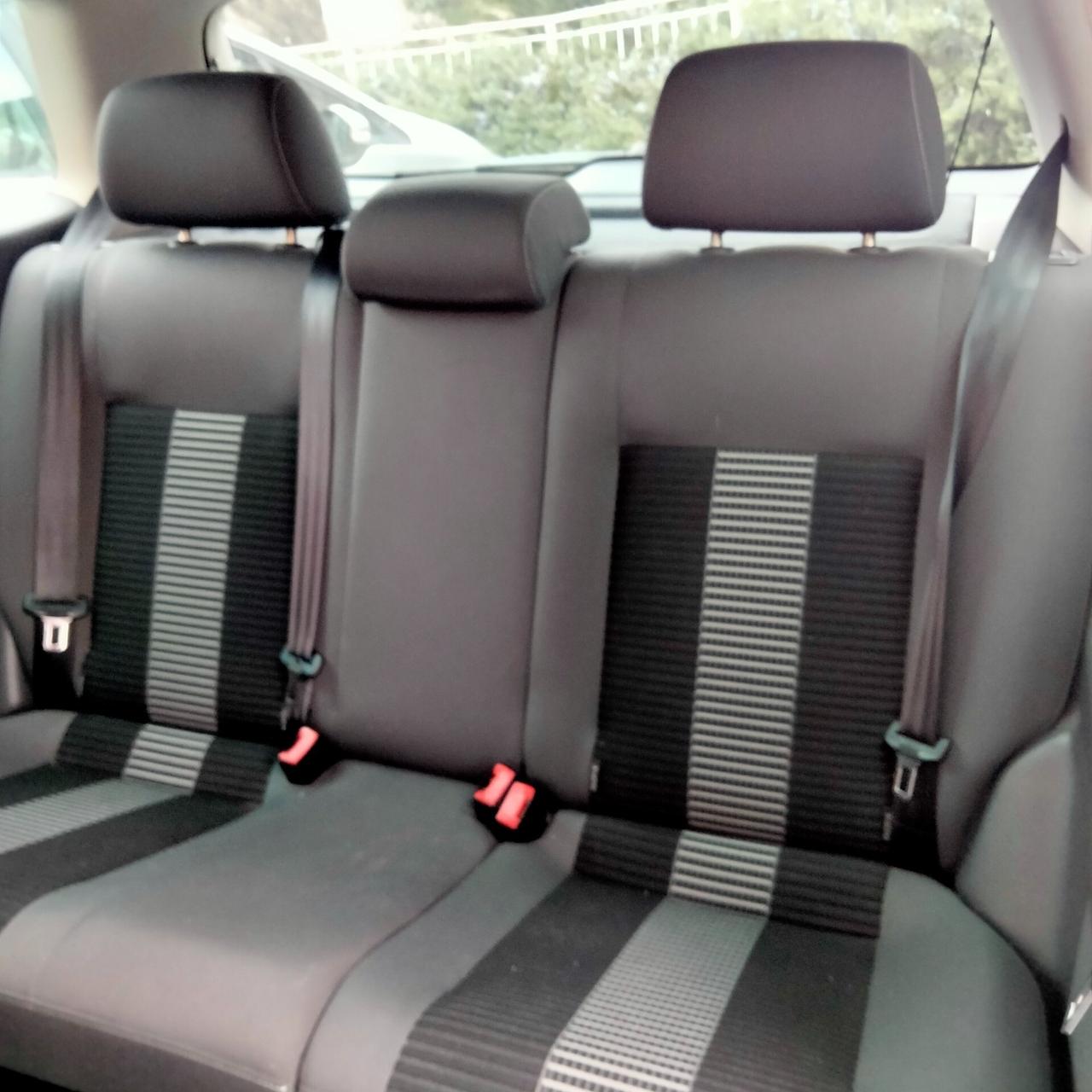 Volkswagen Polo 1.4/80CV 16V 3p. Sportline