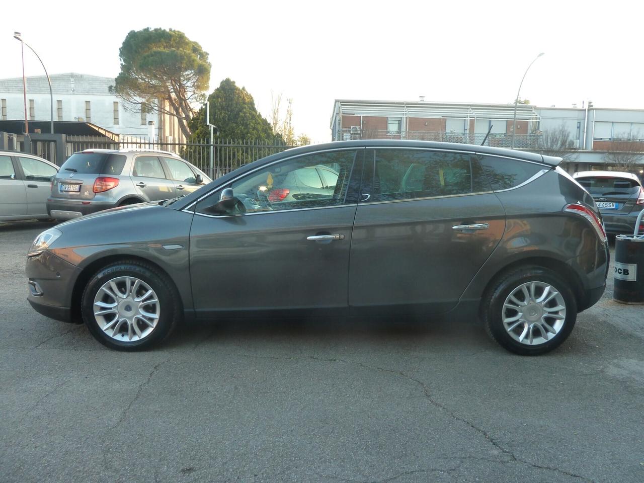 Lancia Delta 1.6 MJT DPF Gold