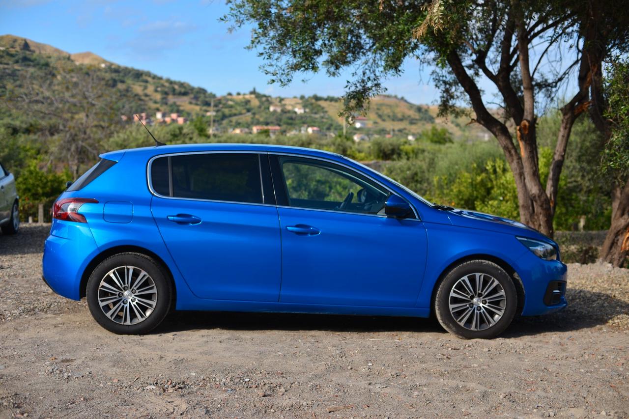 Peugeot 308 BlueHDi 130 S&S EAT8 Allure Pack