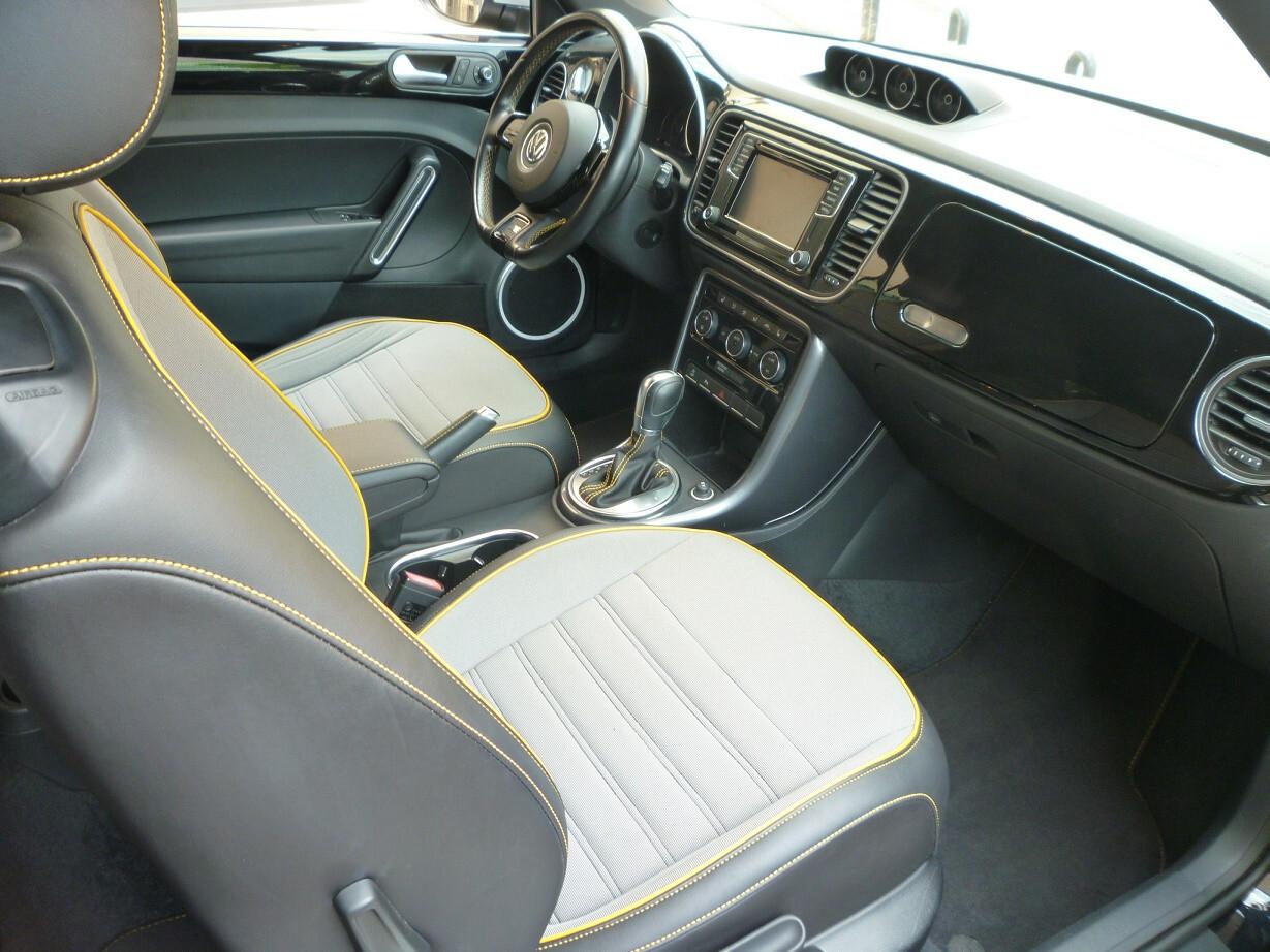 Volkswagen Maggiolino Cabrio 1.4 TSI DSG Versione Speciale "Dune"