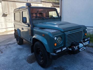 Land Rover Defender 2.4 td 2012