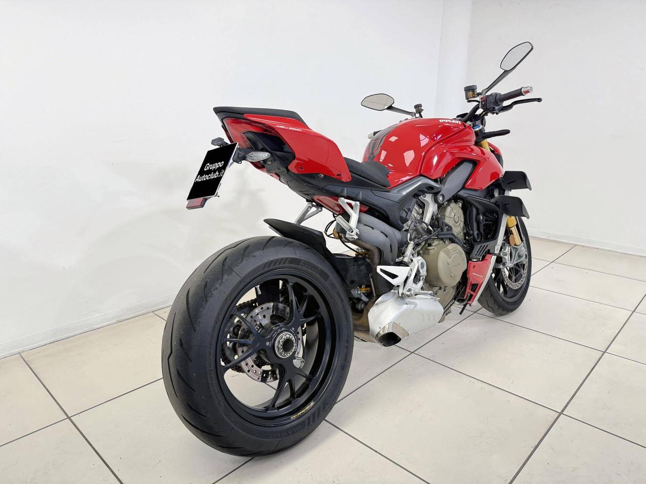 DUCATI Streetfighter V4 1100 Streetfighter V4 S 1100