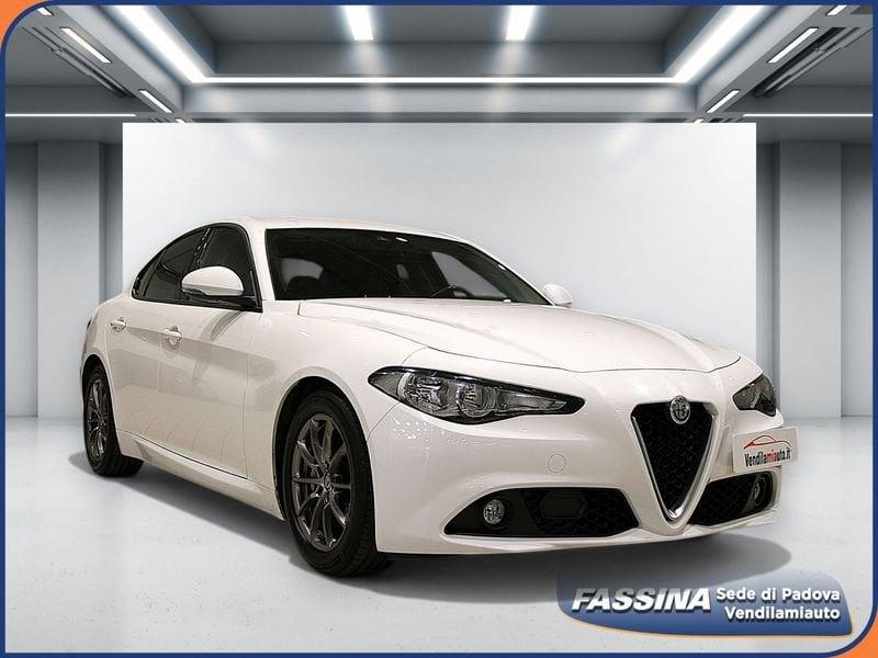 Alfa Romeo Giulia 2.2 Turbo MT6 180CV Business Sport