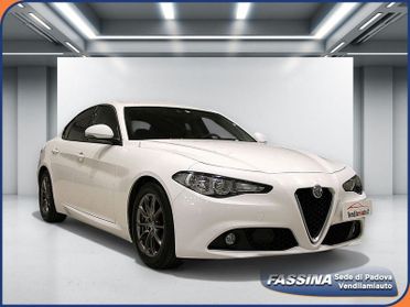 Alfa Romeo Giulia 2.2 Turbo MT6 180CV Business Sport