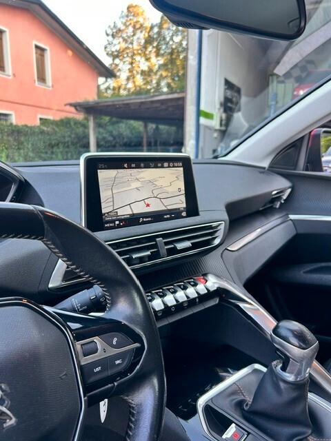 Peugeot 3008 BlueHDi 130 S&S Allure
