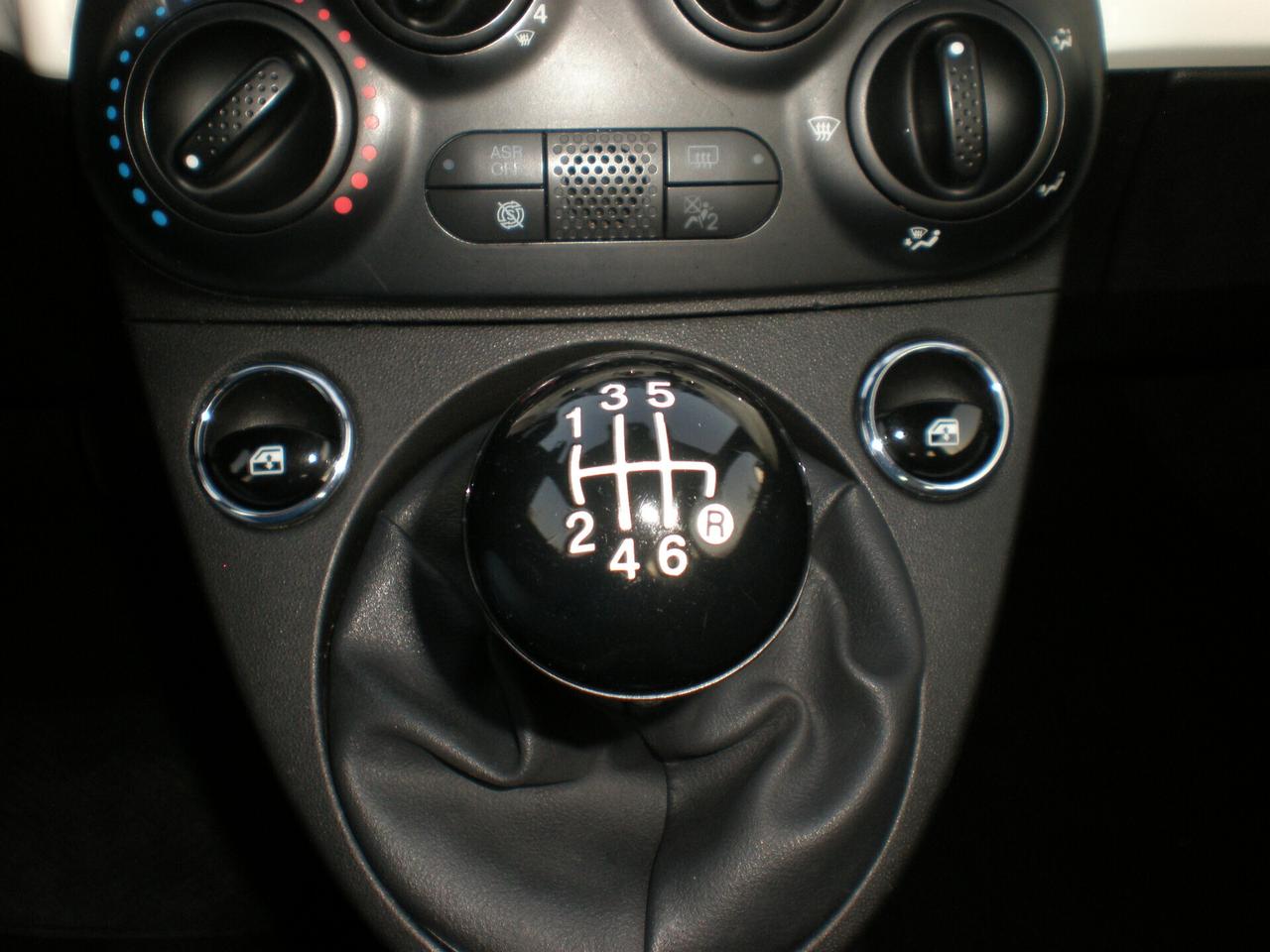 Fiat 500 1.0, pochissimi km, da vetrina