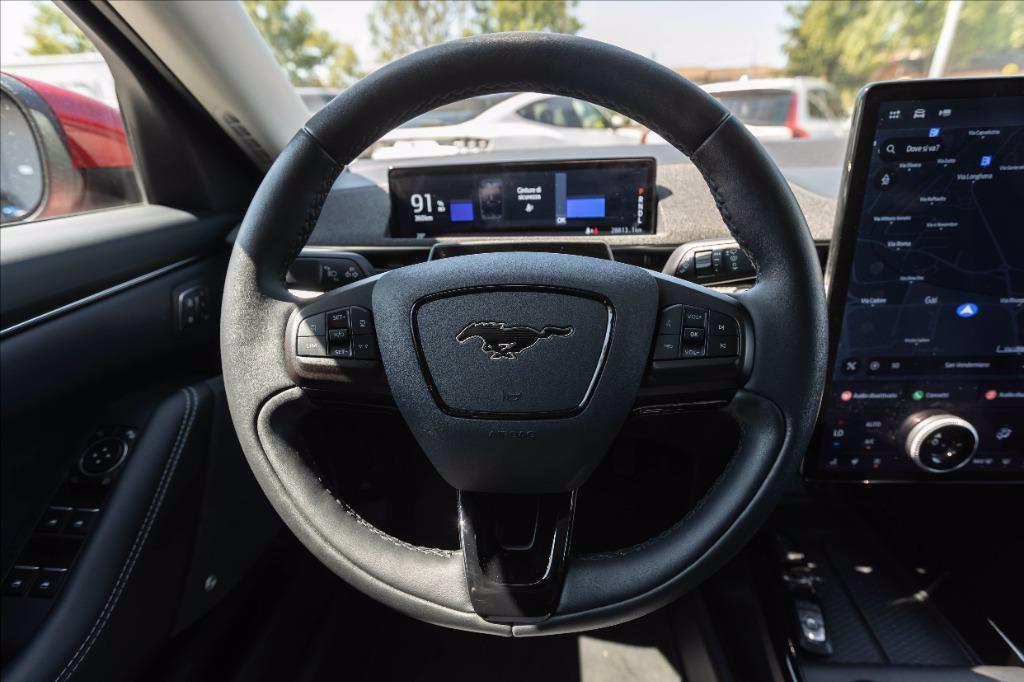 FORD Mustang Mach-e standard range rwd 269cv auto del 2022