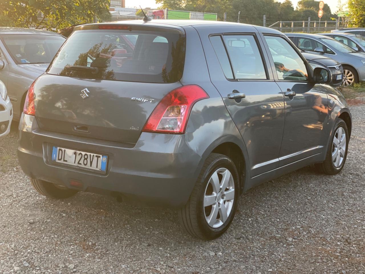Suzuki Swift 1.3 4x4 5p. GL