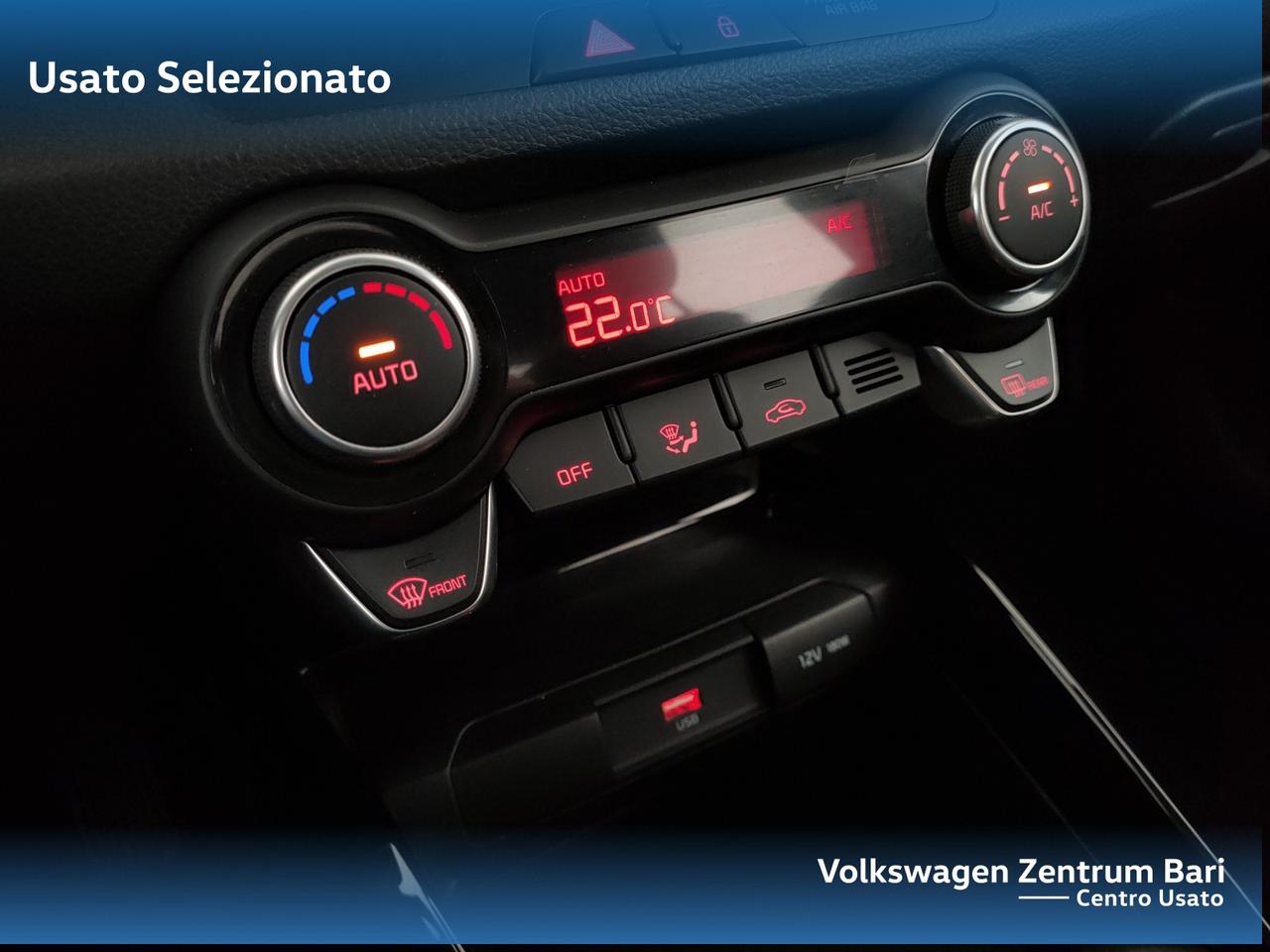 Kia Stonic 1.2 dpi style s/design pack gpl 82cv