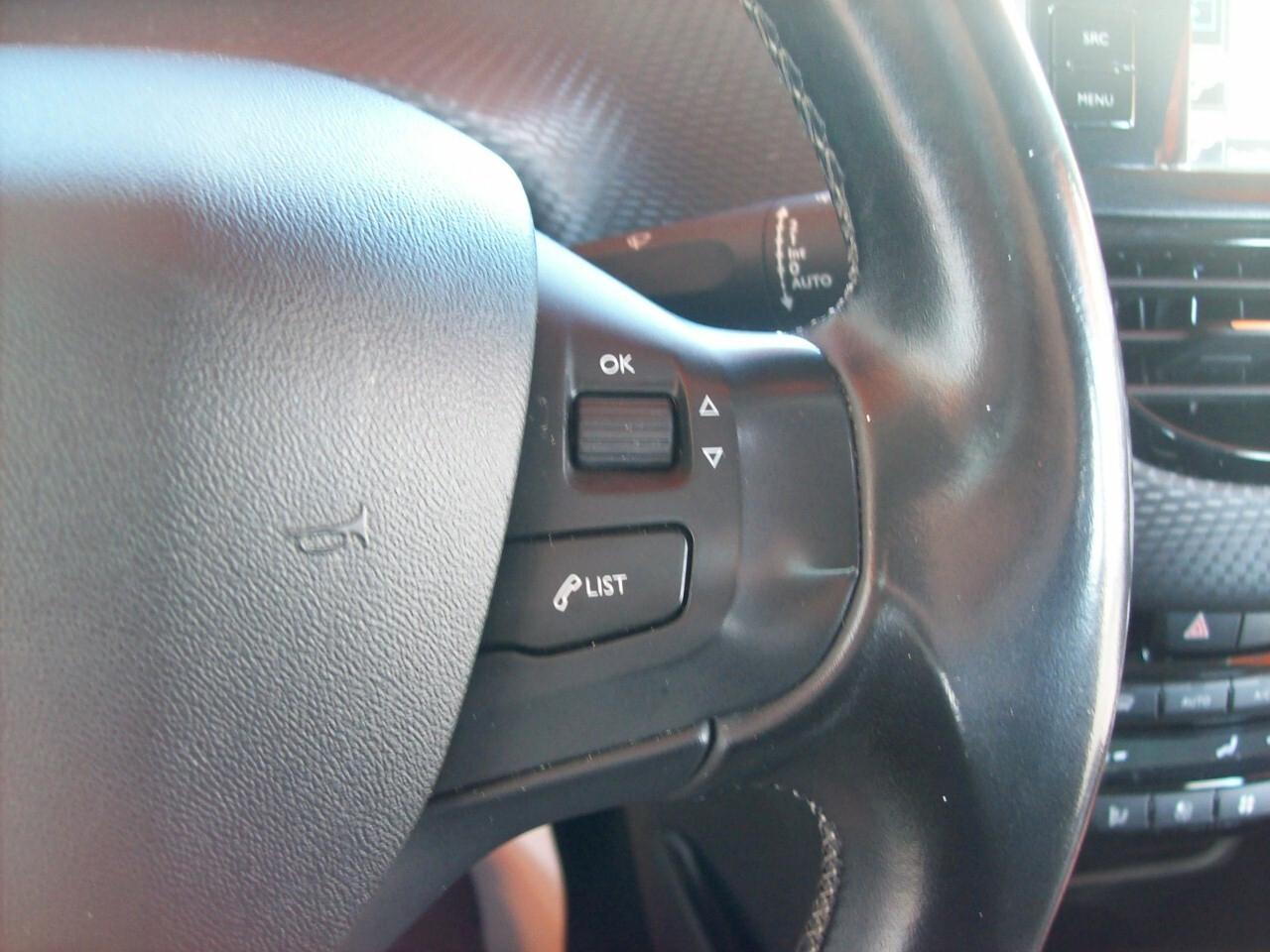 PEUGEOT 2008 1.6 HDI CV.100 Allure "2015"