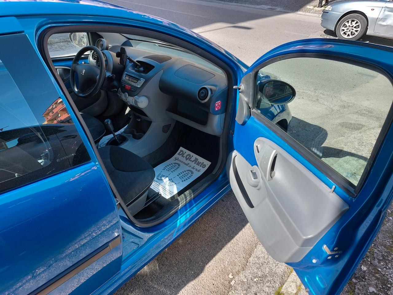 Peugeot 107 1.0 68CV 5p. Plaisir