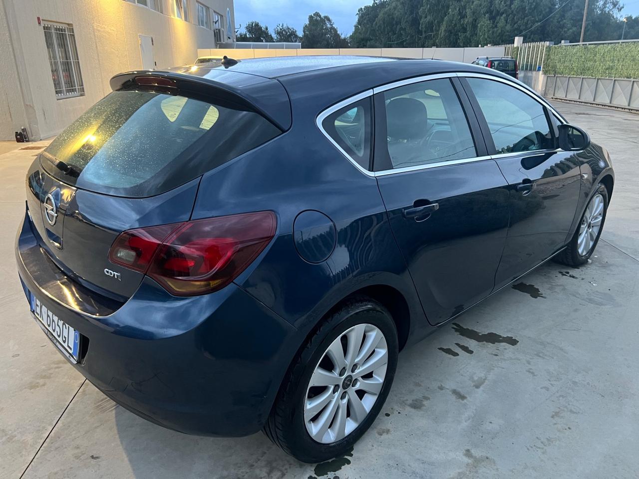 Opel Astra 1.7 CDTI 110CV 5 porte Cosmo 2011