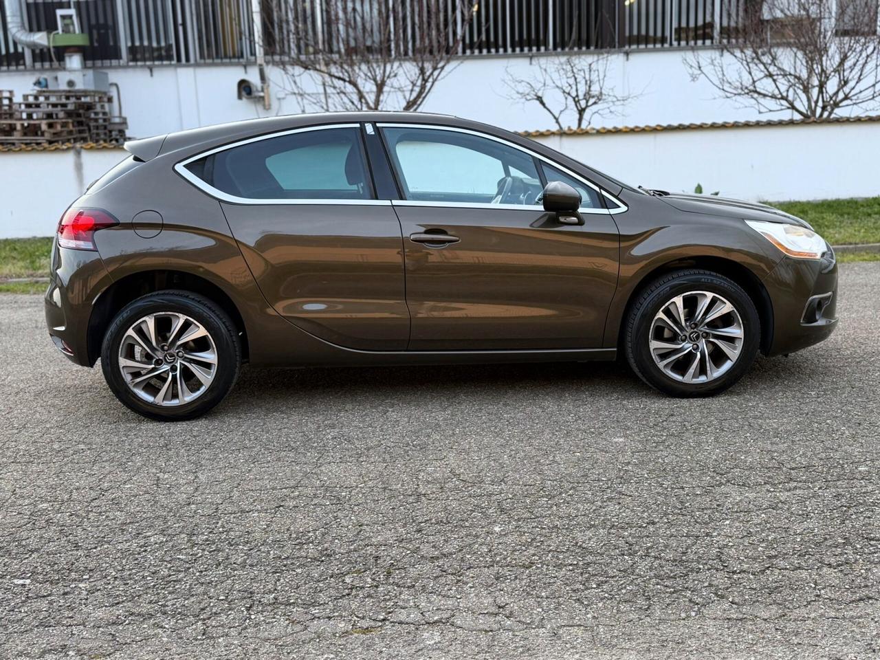 DS4 1.6 e-HDi Berlina 110cv Euro 5b