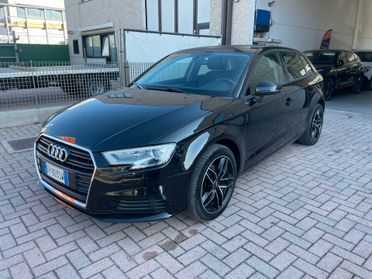 Audi A3 1.6 TDI 116 CV S tronic Sport ok neopatentati