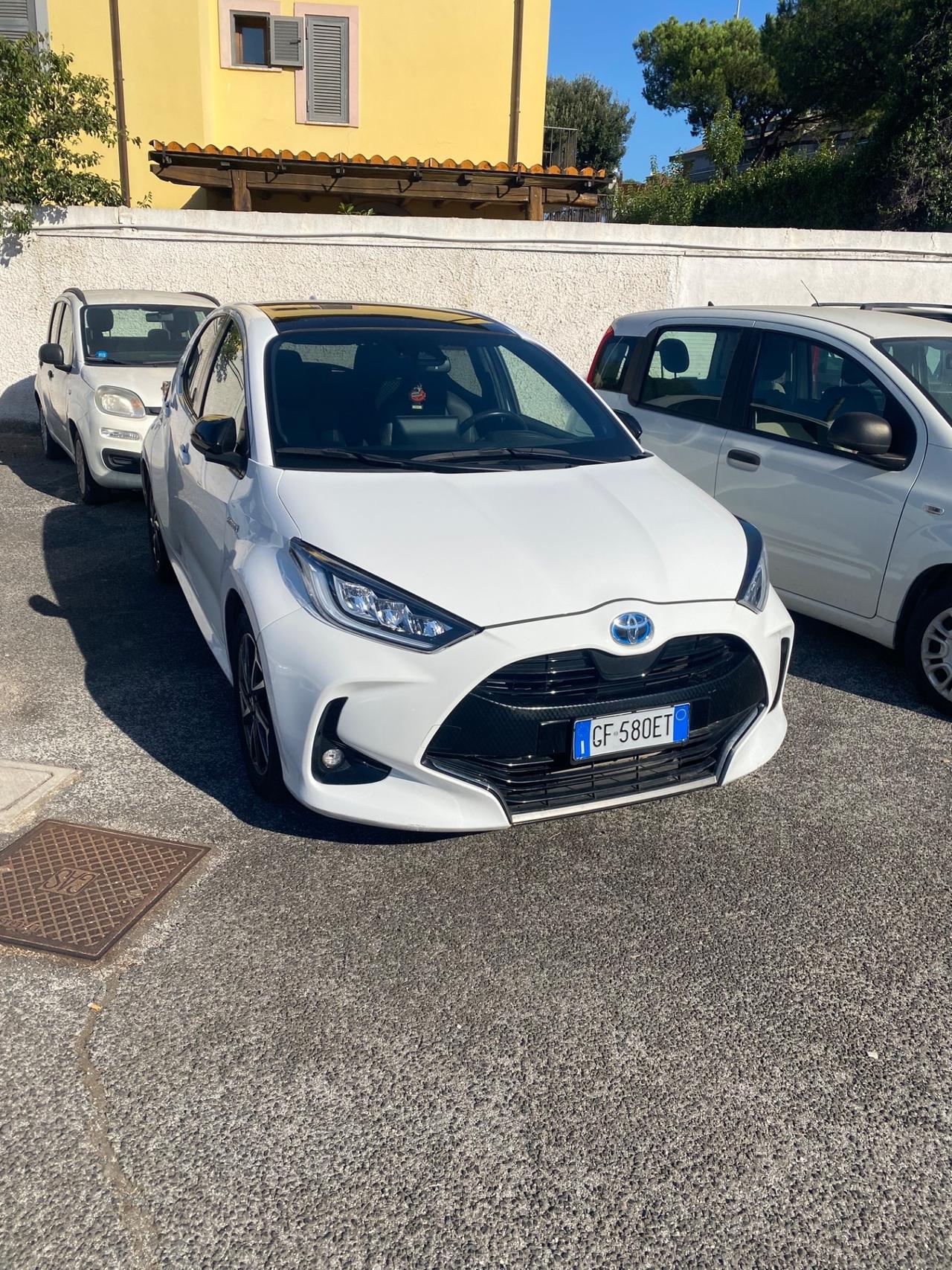 Toyota Yaris 1.5 Hybrid 5 porte Lounge