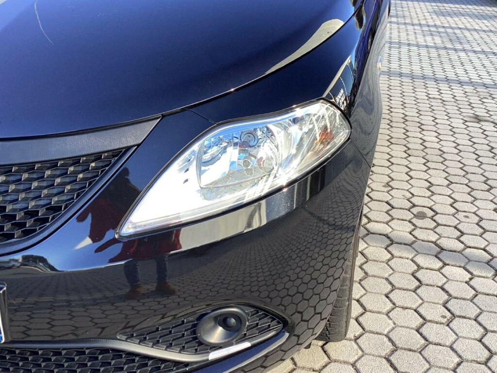 Lancia Ypsilon 5 Porte 1.2 Elefantino