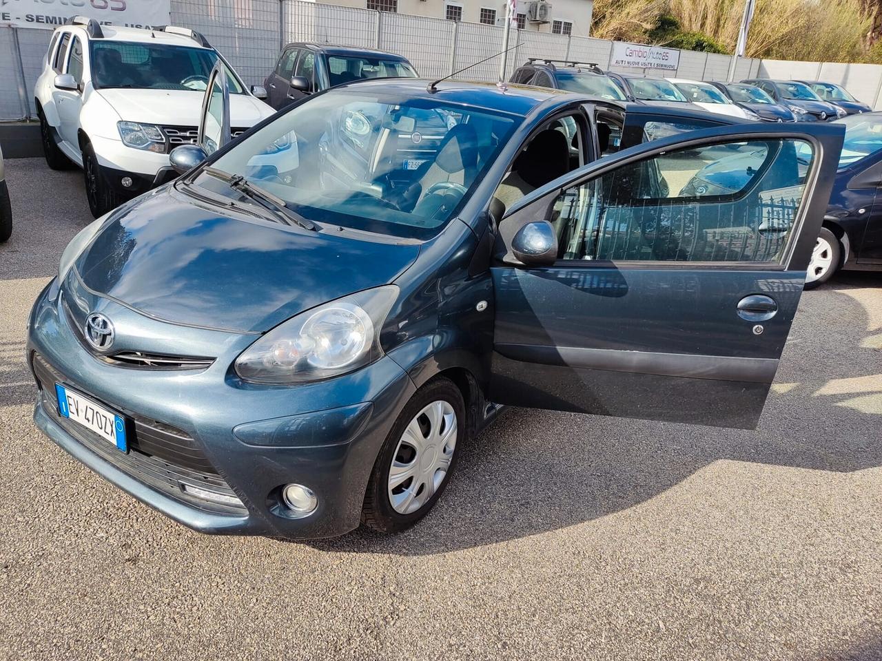 Toyota Aygo 1.0 12V VVT-i 5 porte Lounge Connect MMT