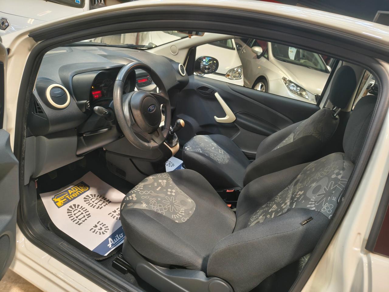 Ford Ka 1.2 8V 69 CV Black&White Edition