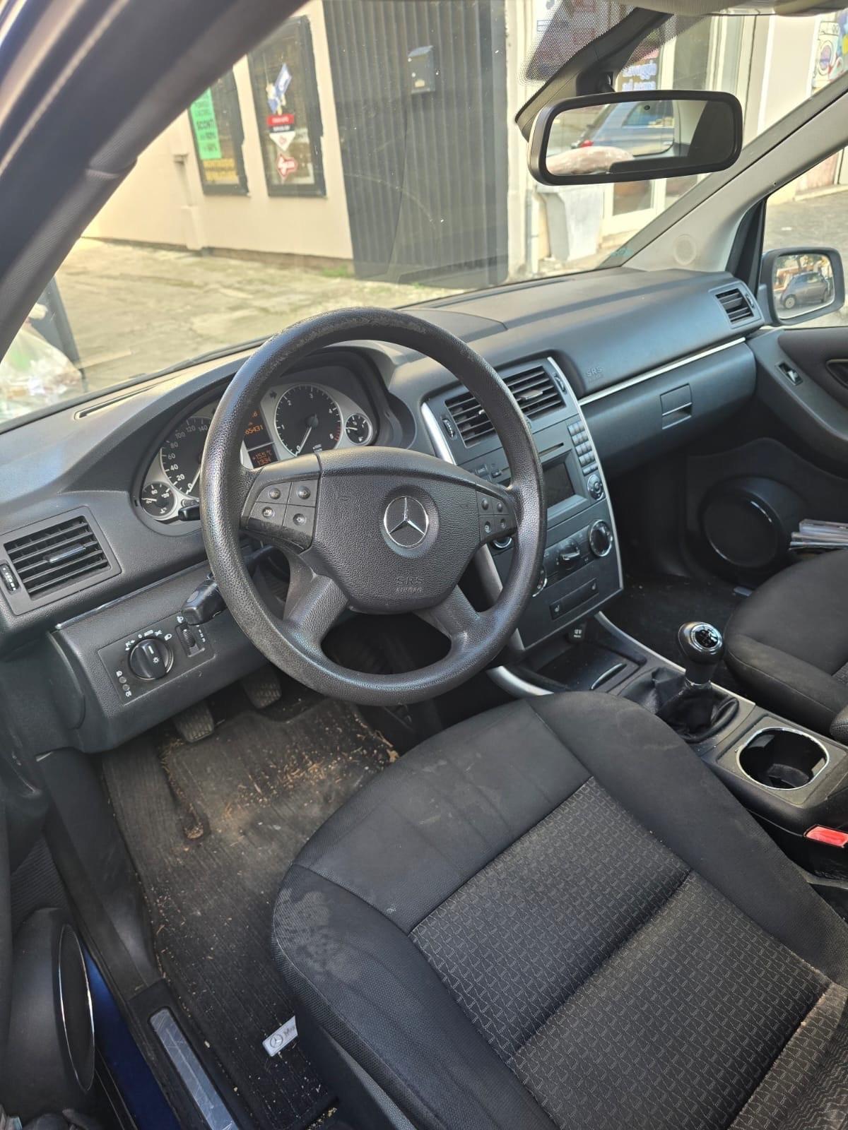 Toyota Yaris 1.5 Hybrid 5 porte GARANTITA