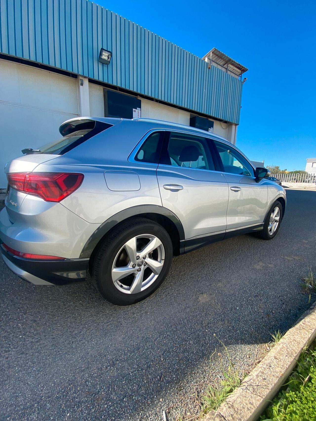 Audi Q3 2.0 TDI 150 CV Sport