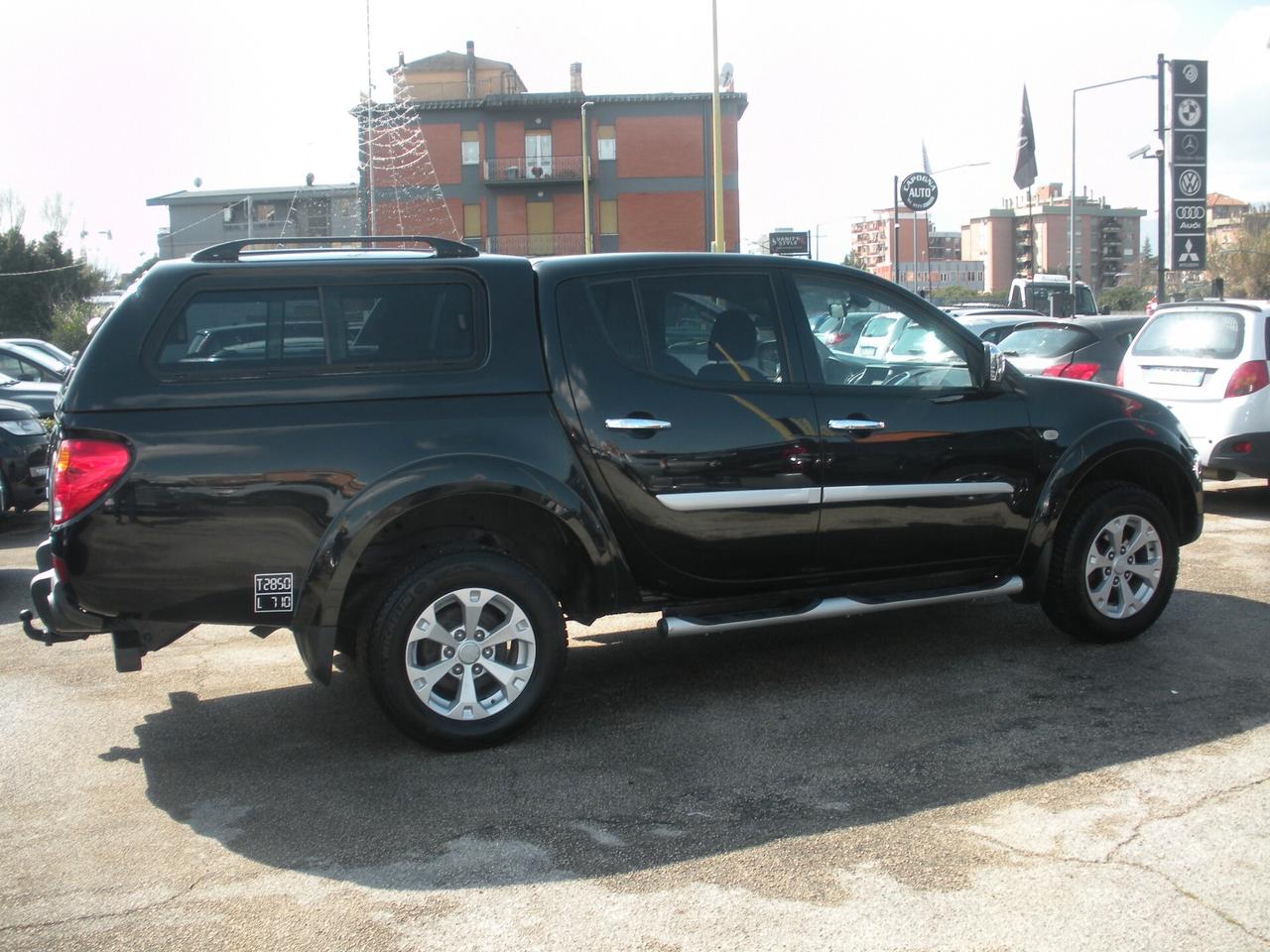 Mitsubishi L200 2.5 DI-D/178CV DC Intense Plus DPF super select