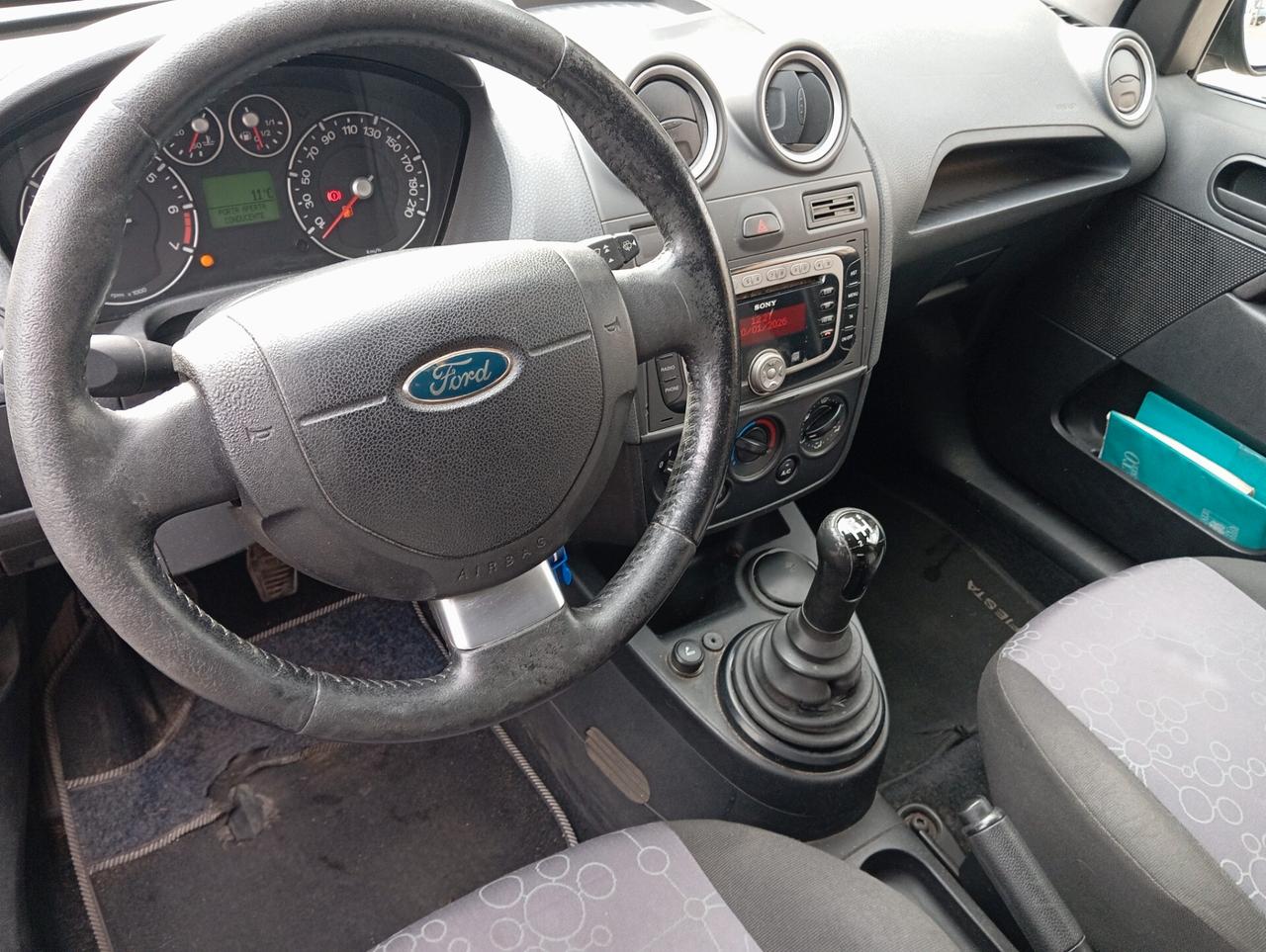 Ford Fiesta 1.2 titanium
