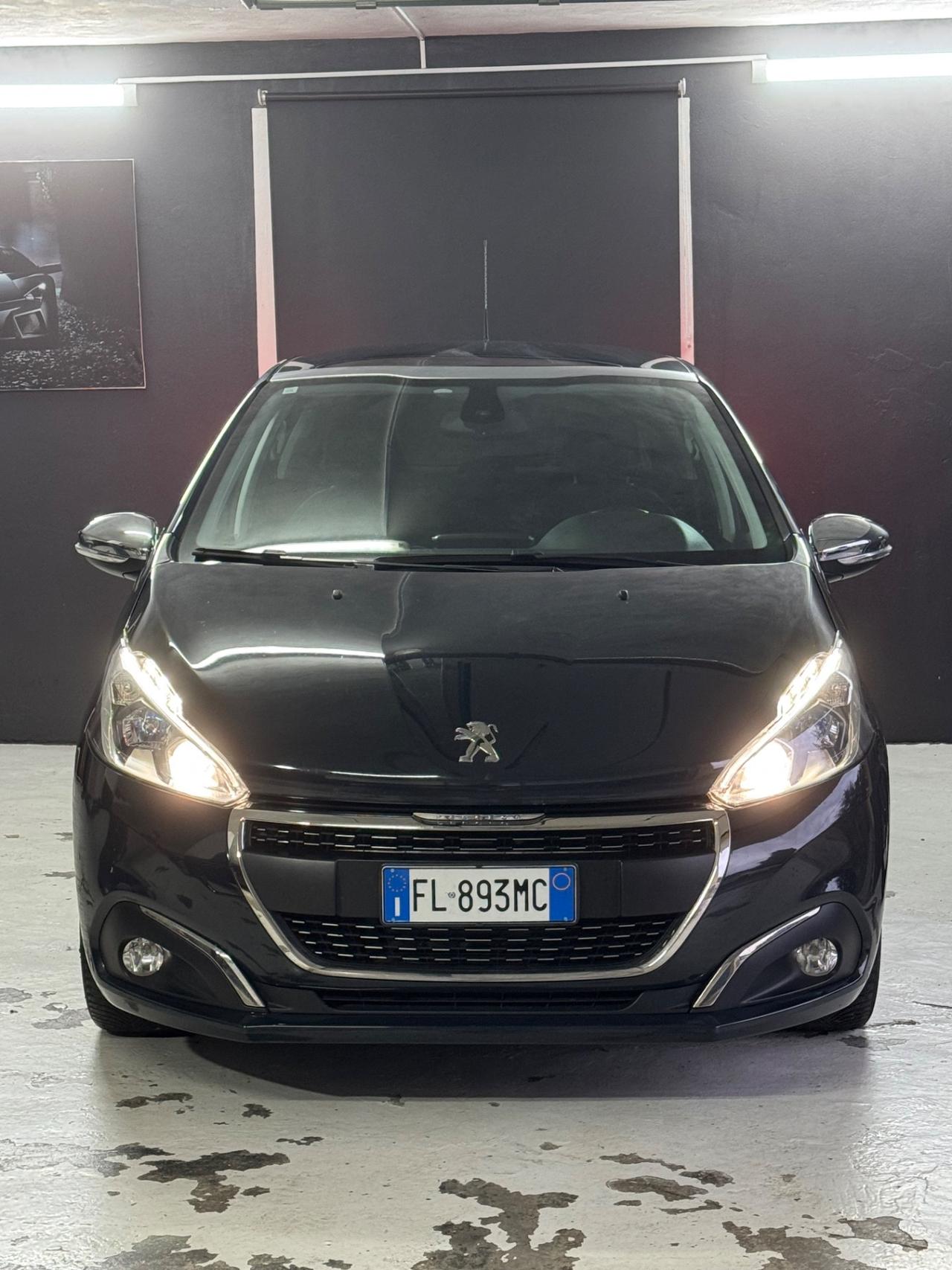 Peugeot 208 BlueHDi 75 5 porte Allure
