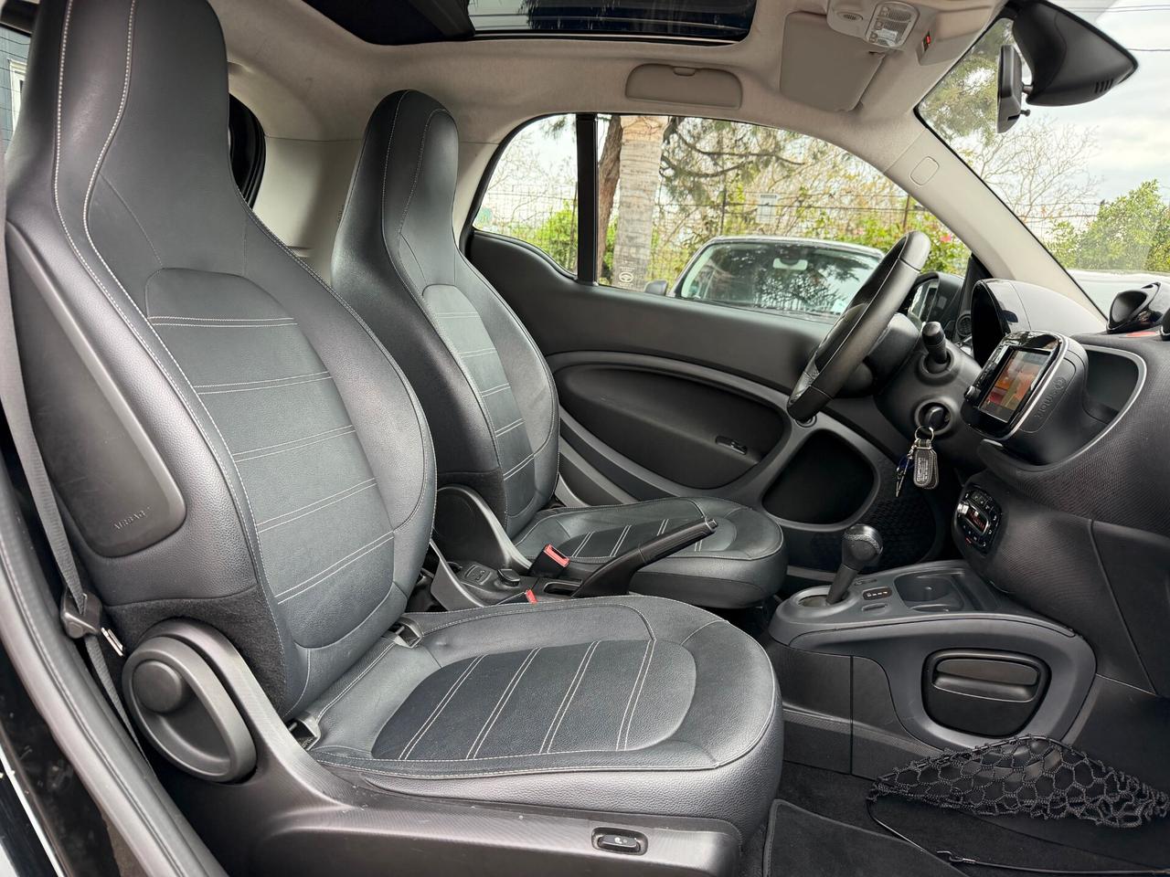 Smart ForTwo 70 1.0 twinamic Prime NAVI PELLE
