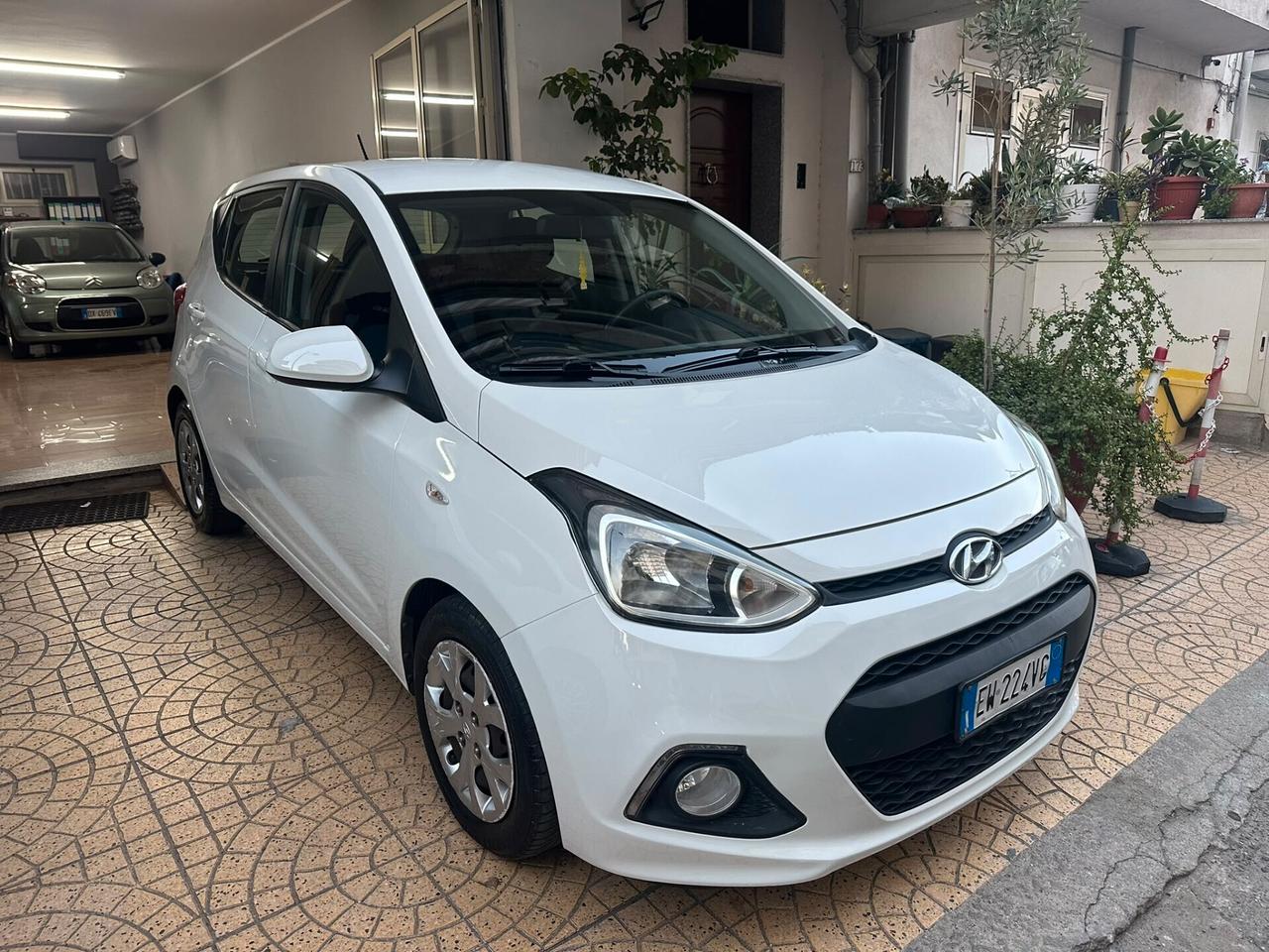 Hyundai i10 1.2 MPI Login