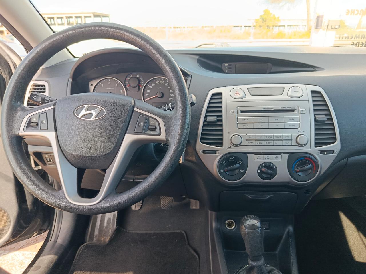 Hyundai i20 1.4 CRDi 5p. Sound Edition