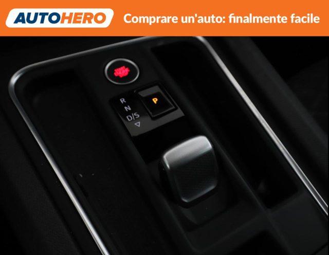 SEAT Leon 1.5 eTSI 150 CV DSG FR