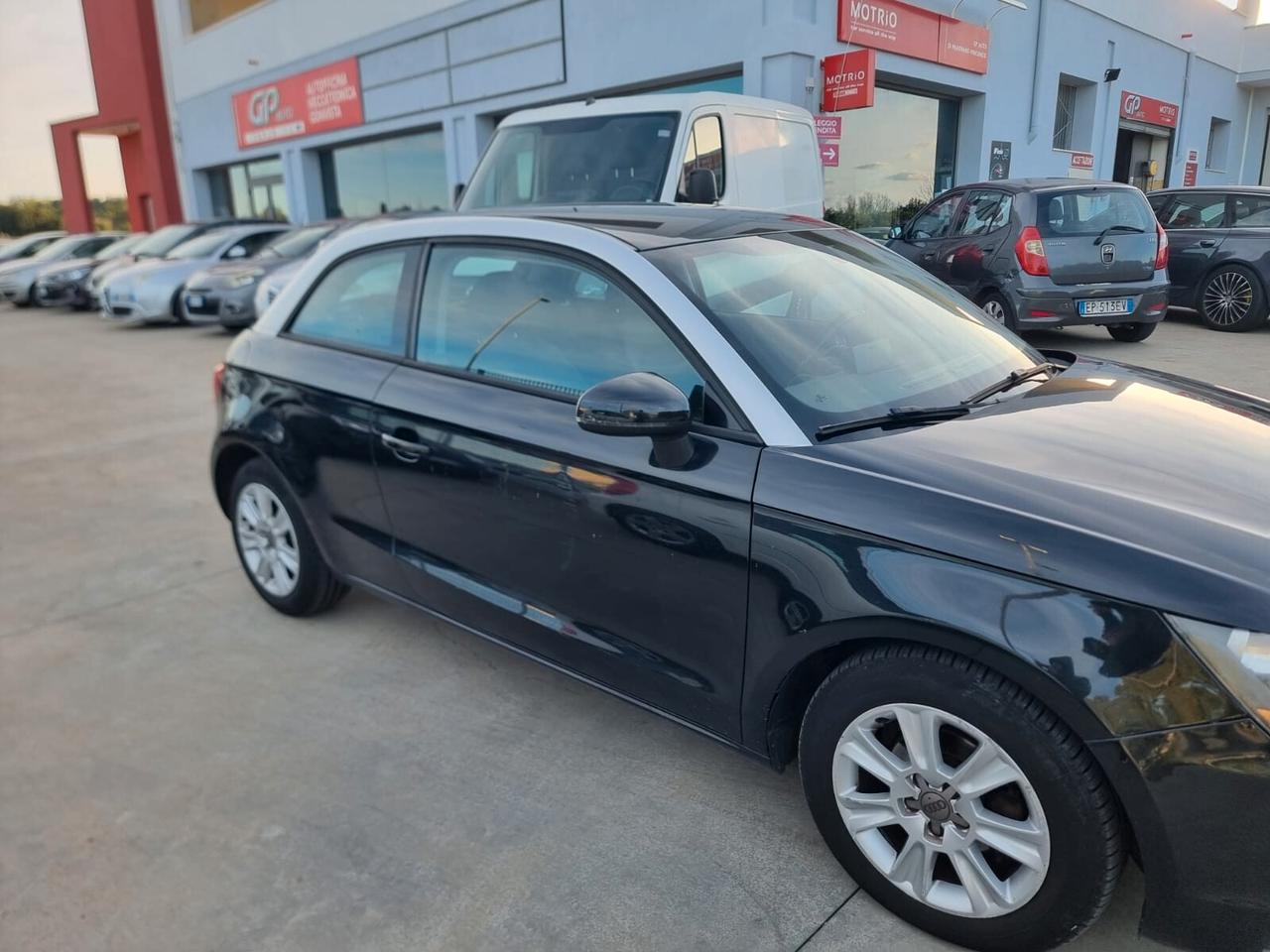 Audi A1 1.6 TDI Attraction OK NEOPATENTATO