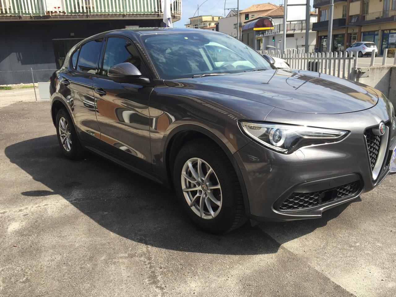 Alfa Romeo Stelvio 2.2 Turbodiesel 160 CV AT8 RWD Business