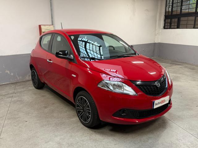 LANCIA Ypsilon 1.0 FireFly 5 porte S&S Hybrid Silver