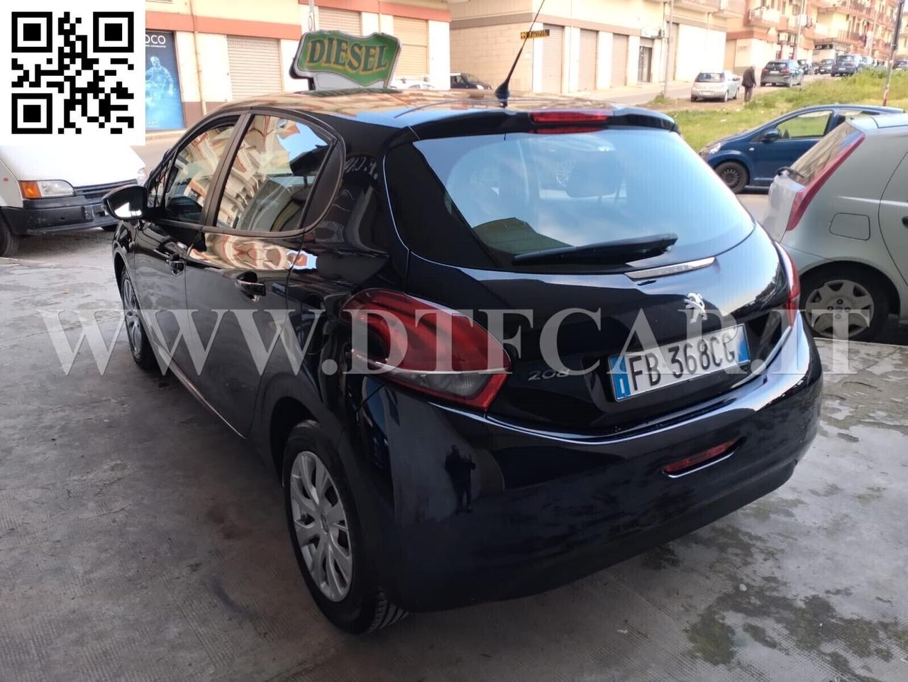 Peugeot 208 1.4 HDi 68 CV 5