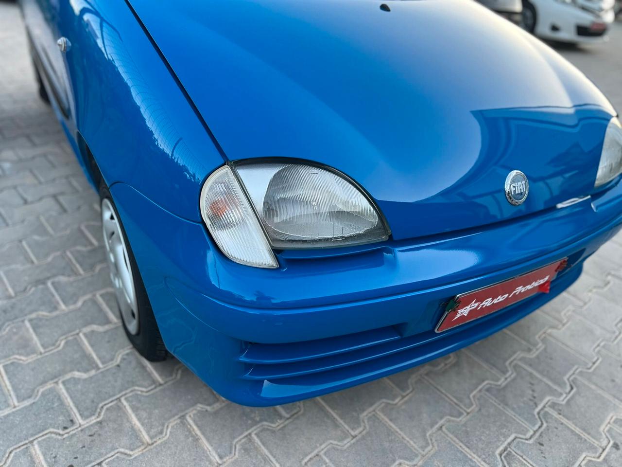 Fiat 600 1.1 Active OK NEOPATENTATI