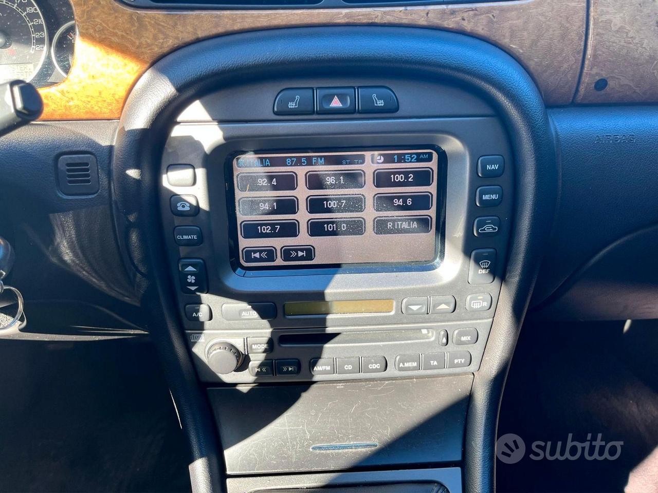 Jaguar X-Type 2.2d 155 cv EXECUTIVE-PELLE/NAVI