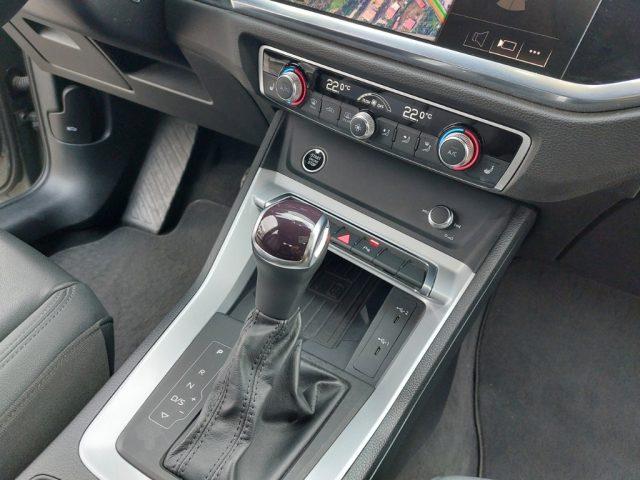 AUDI Q3 Sportback 35 TDI quattro S tronic Business Plus