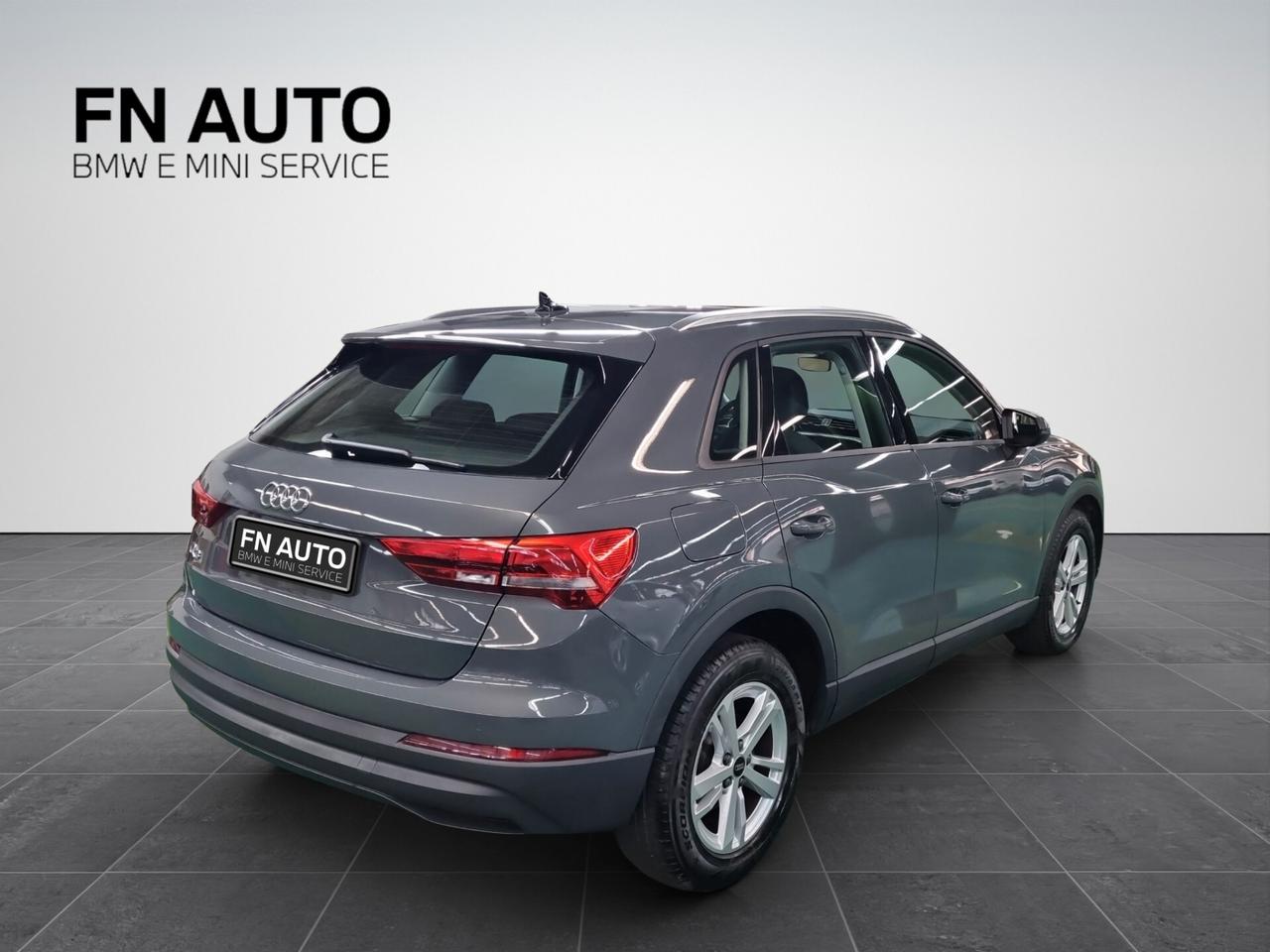 Audi Q3 35 TDI S tronic Business