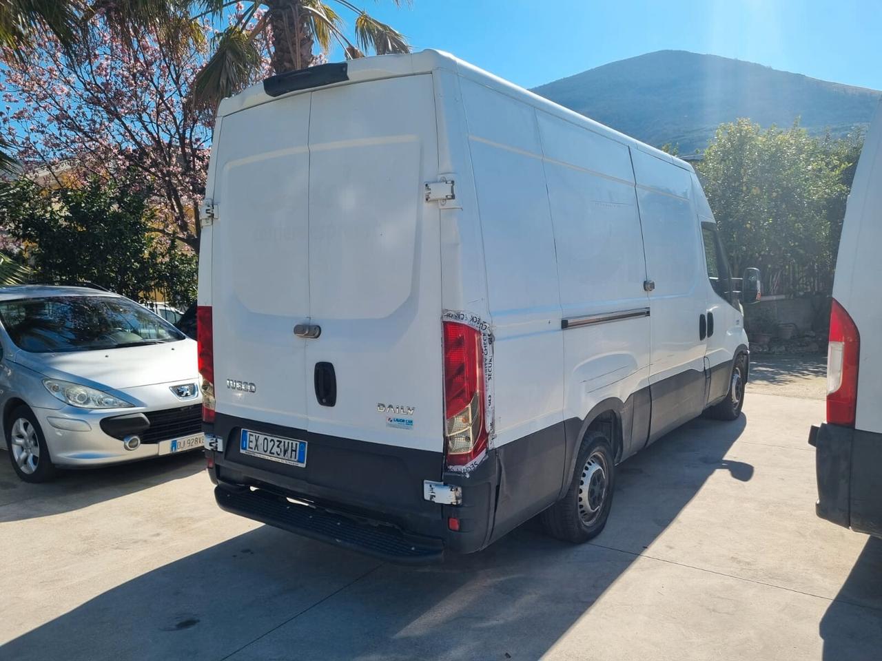 Iveco Daily 35S15V 2.3 HPT PM-SL-TM Furgone