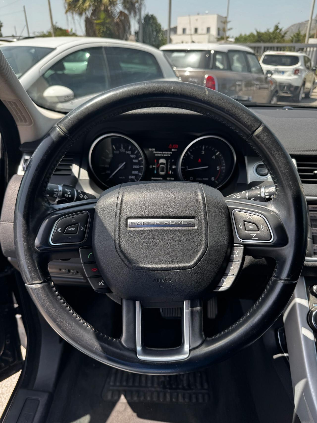 Land Rover Range Rover Evoque 2.2 TD4 5p. Pure