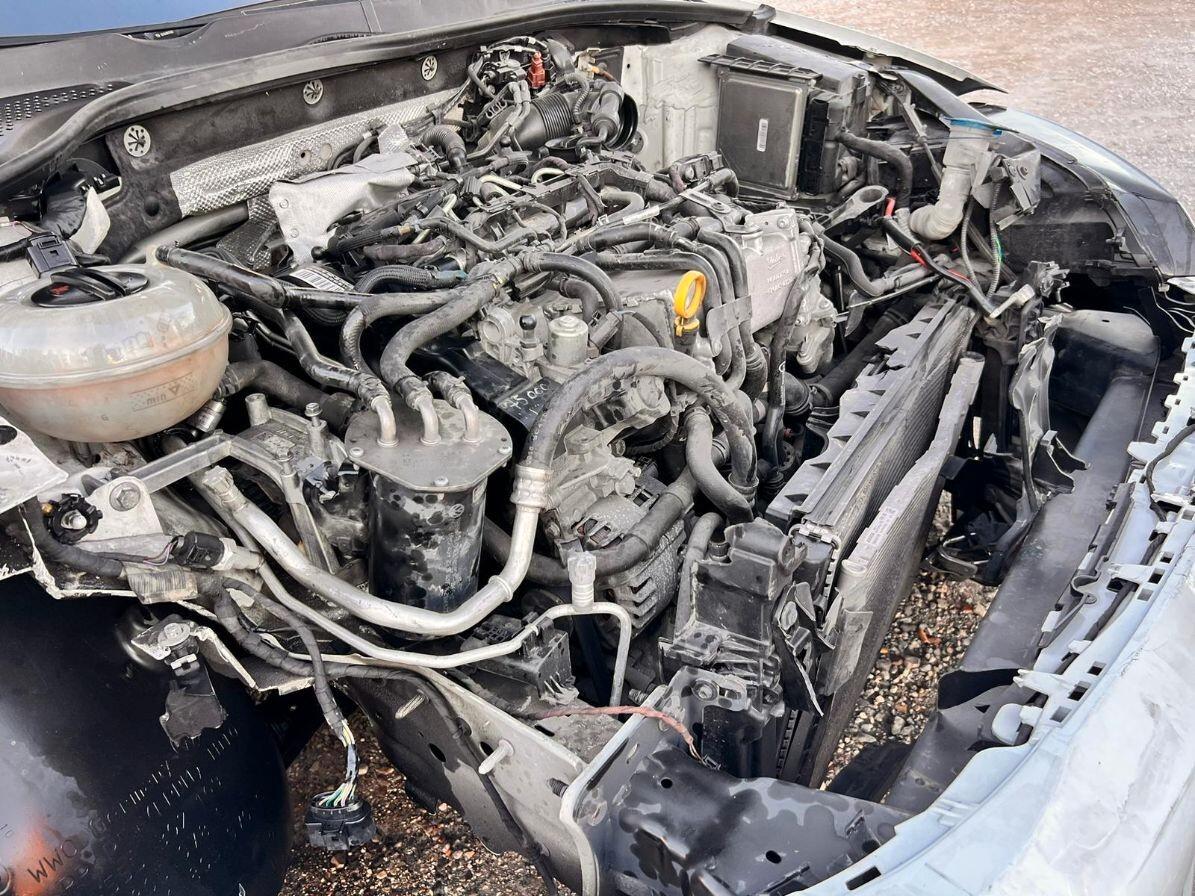 Volkswagen Golf 1.6 TDI 110 CV 5p. R-LINE
