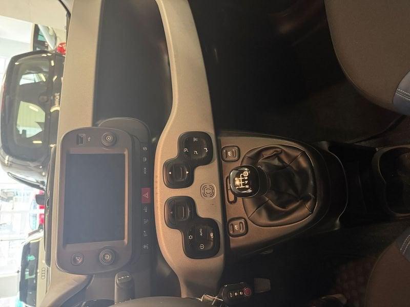 FIAT Panda Cross Panda 1.0 firefly hybrid City Cross s&s 70cv 5p.ti