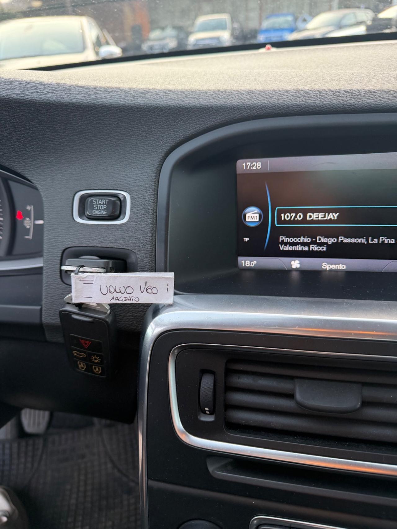 Volvo V60 D2 1.6 Momentum