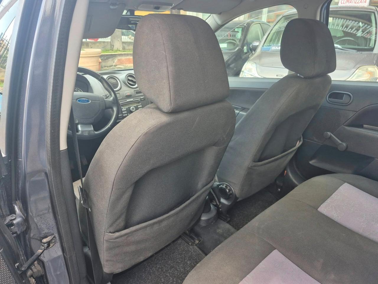 Ford Fiesta 1.4 TDCi 5p. Titanium