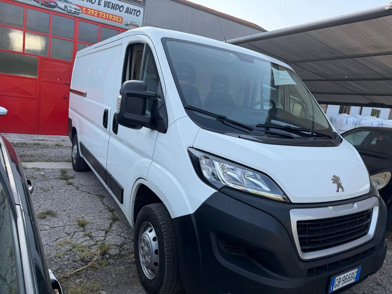 Peugeot Boxer 333 BlueHDi 140 S&S PM-TM Combi Comfort