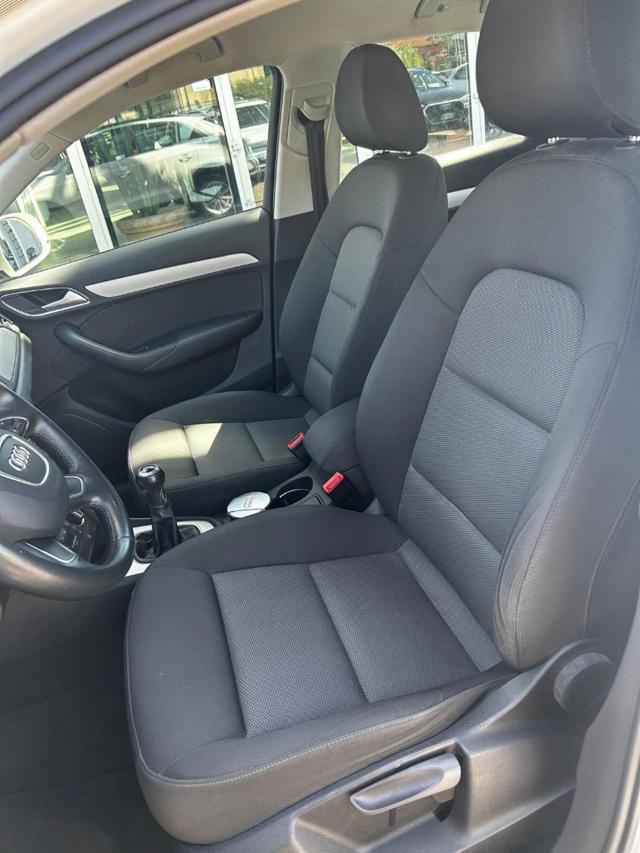 AUDI Q3 2.0 TDI 120 CV Business