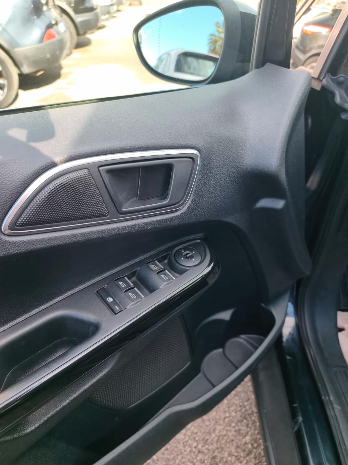 FORD B-MAX 1.4 GPL 90 CV TITANIUM