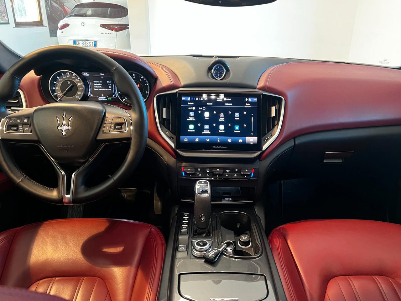 Maserati Ghibli V6 430 CV Q4 Granlusso