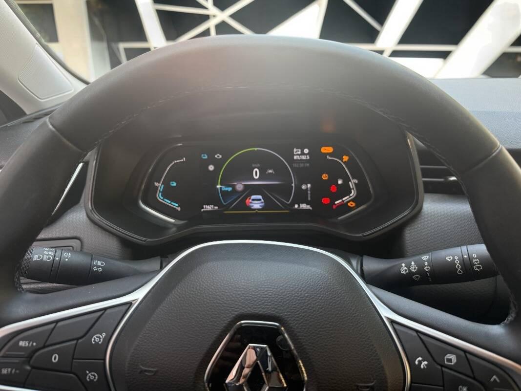 Renault Clio Clio V 2022 1.6 E-Tech hybrid Business 140cv auto